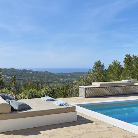 Enjoy far-reaching sea views from your double subbed