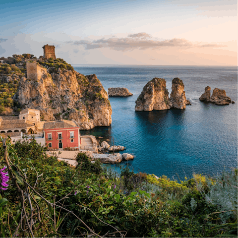 Stay just 100 metres from Santa Maria del Focallo Beach