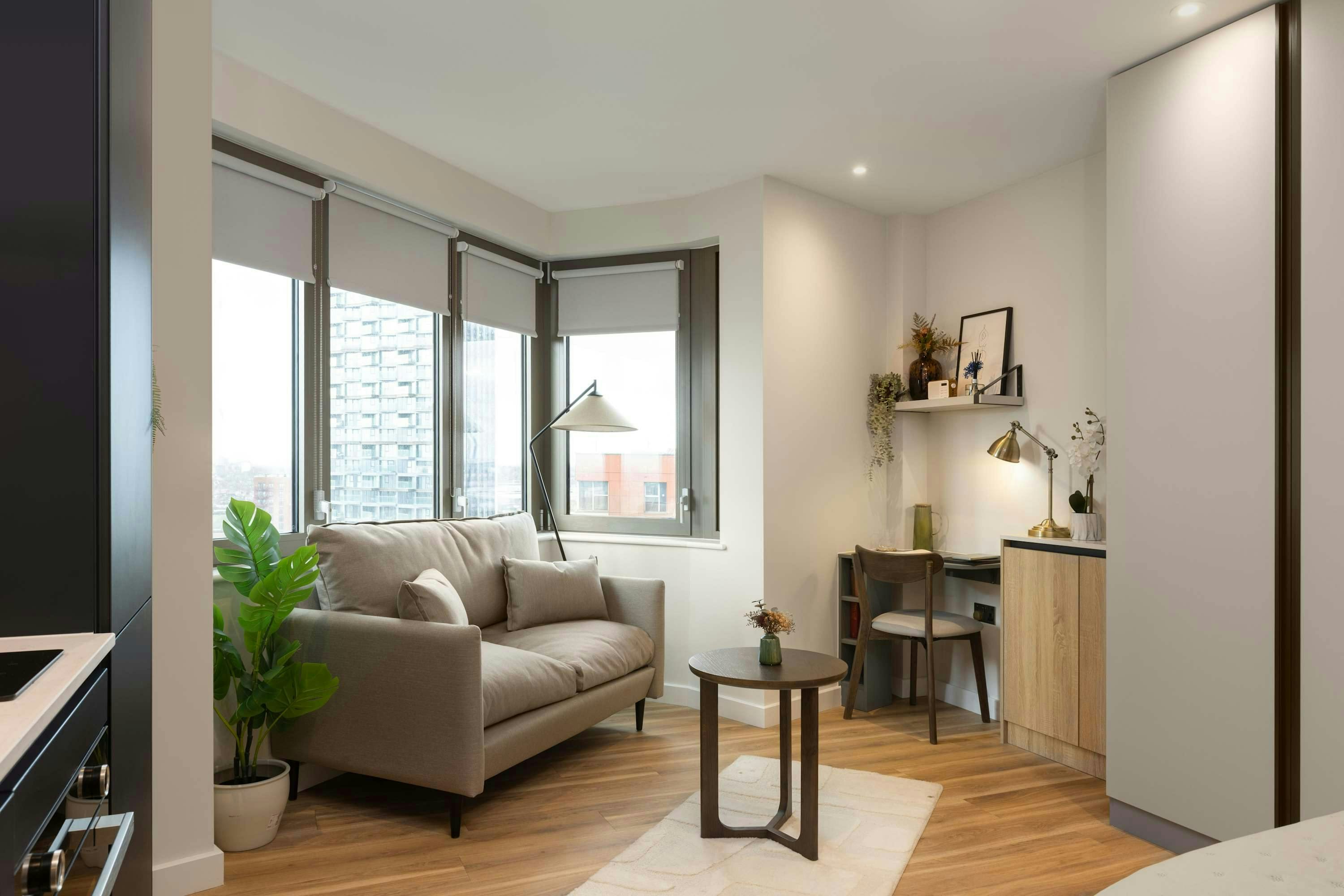 Silent Embrace Studio