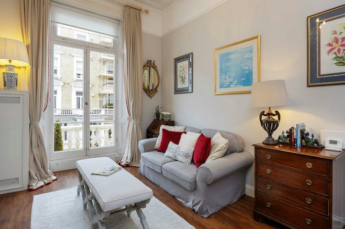 South Kensington Jewel