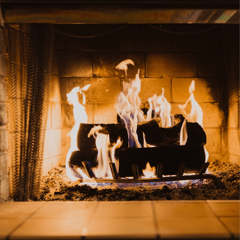 Pour yourself a cup of tea and settle in for an evening of relaxation by the welcoming log burner