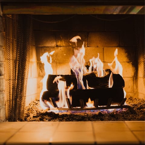 Pour yourself a cup of tea and settle in for an evening of relaxation by the welcoming log burner