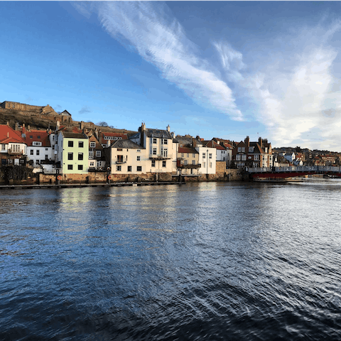 Spend your days paddling in the sea – the beach is a twelve-minute walk away