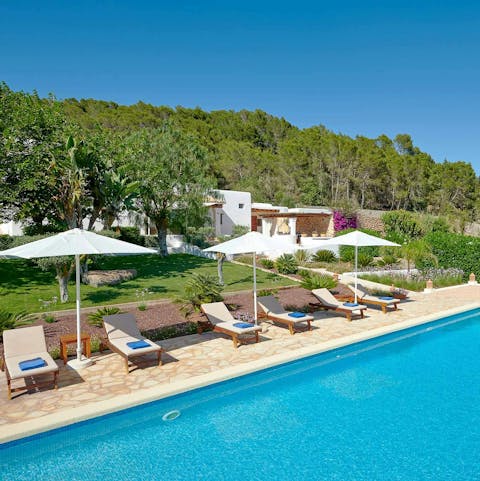 Sprawl out by the private pool and soak up the sun