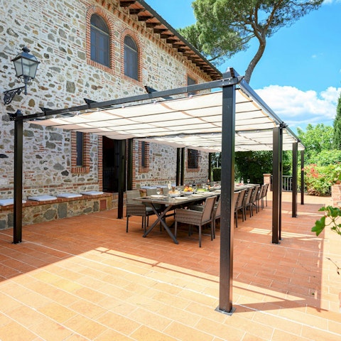 Dine alfresco on fresh pasta and truffles