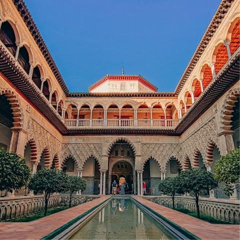 Stroll six minutes to the stunning Real Alcázar