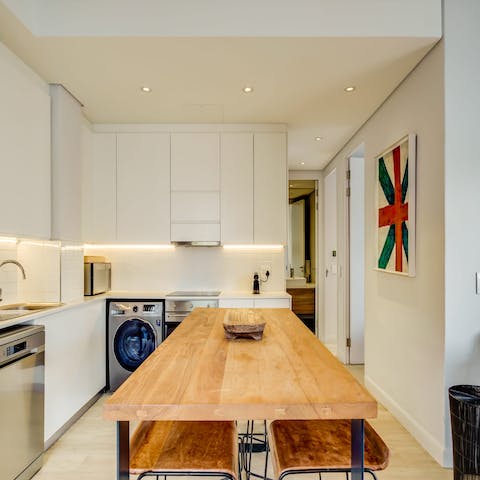 Gather together at the dining table to plan an outing to Cape Quarter Lifestyle Village