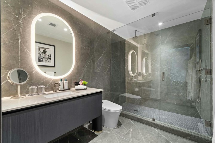 Bathroom photo