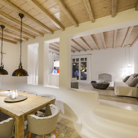 Moving inside you'll find the living space is equally social as outside, perfect for enjoying a family dinner or evening drinks