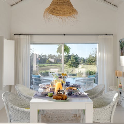 Be inspired by the views while dining at home