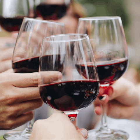 Go on an organised tour of the local vineyards