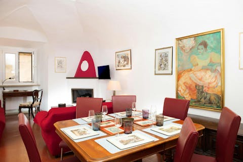 Gather at the table for cornetti and coffee to start the day