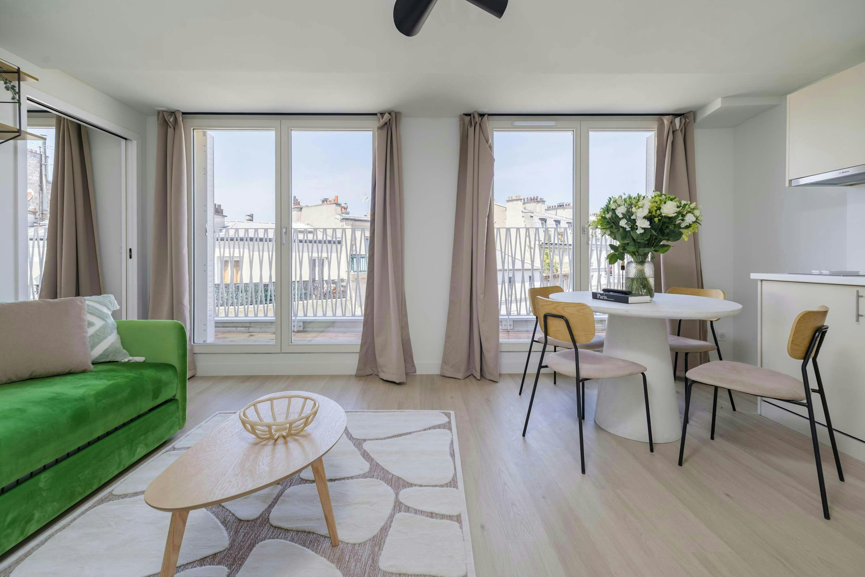 Green Spaces & Flowers