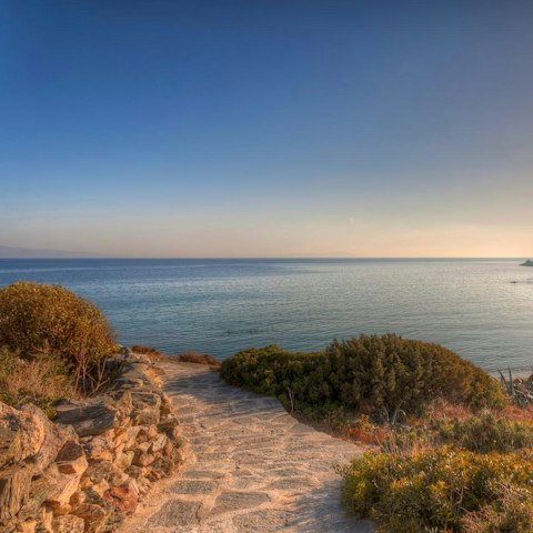 Stroll down to Lolantonis beach