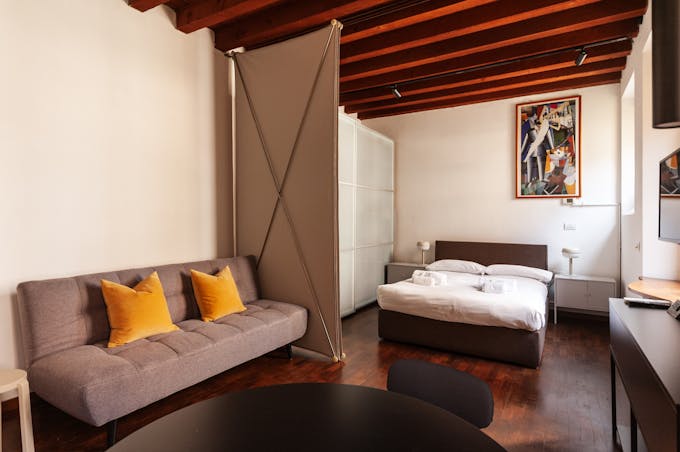  Brera Chic