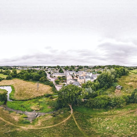Discover the history of Cirencester, the largest town in the Cotswolds