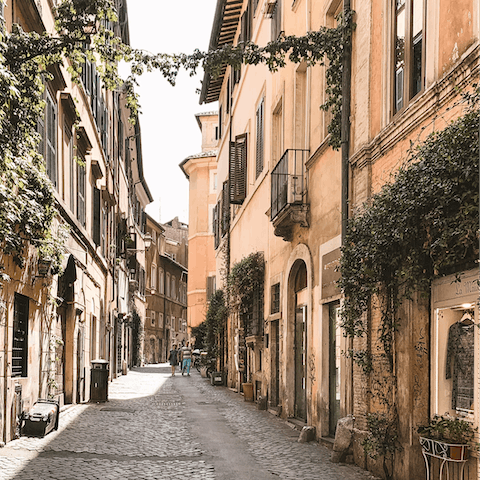 Find your own path within Rome's winding streets
