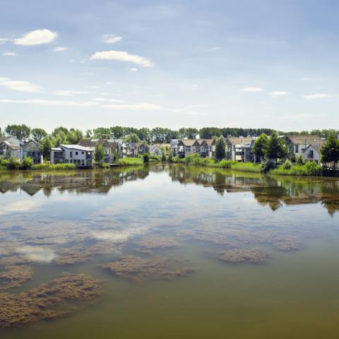 Get lost in a daydream as you sip your morning coffee, looking out at the lake