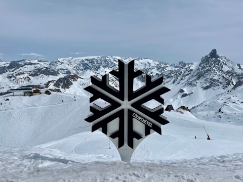 Access Courchevel's prestigious slopes directly via Les 3 Vallées lifts