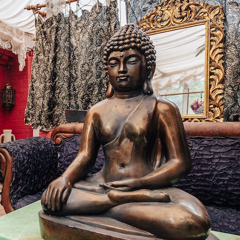 Admire the antiques brought back by hosts from their travels