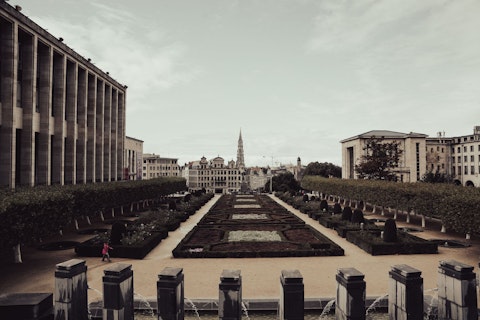 Enjoy Mont des Arts' sweeping panoramic views over Brussels' rooftops and spires, a twenty-minute walk