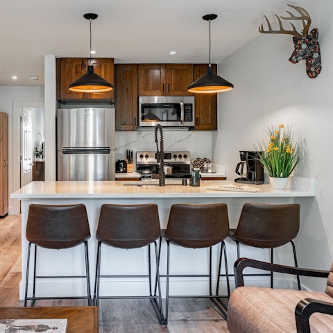 Start the day with a coffee at the breakfast bar