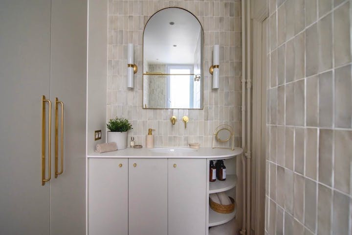 Bathroom photo