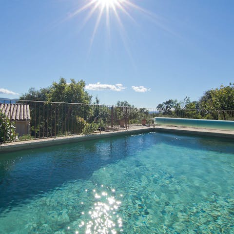 Splash around in a seasonal pool, perfect for lazy days in the summer