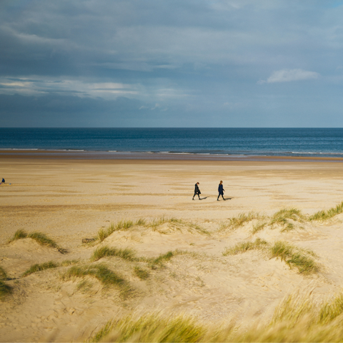 Take a short drive to Gorleston Beach for sun, sea, and sand