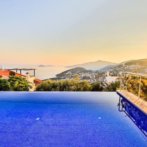 Swim in the idyllic infinity pool with breathtaking views