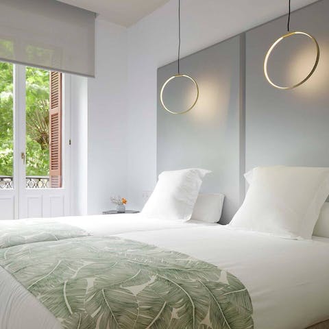 Sleep well in the luxurious bedrooms