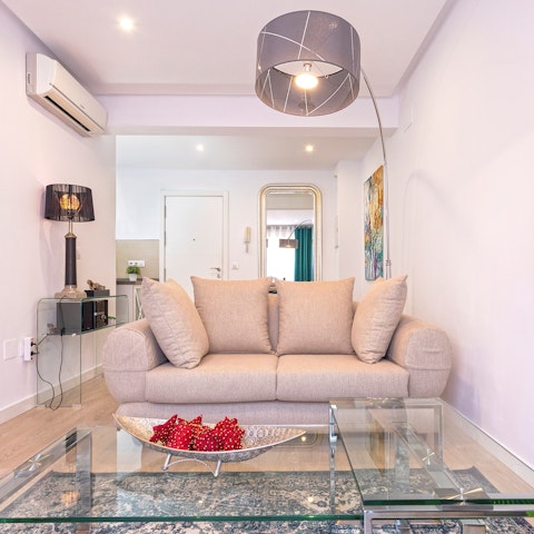 Cool off in the air-conditioned living room after a busy day of sightseeing