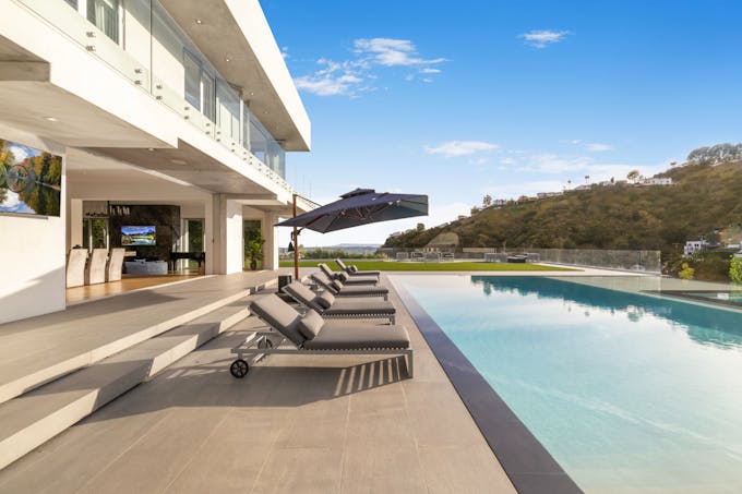 Hollywood Hills Hideaway