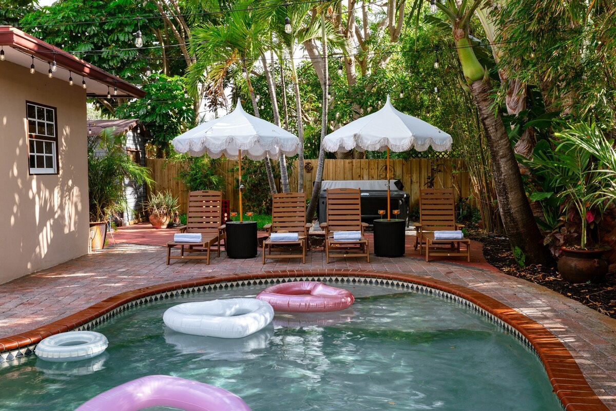 Palm Ember Nights