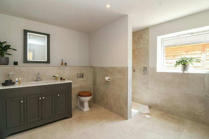 Bathroom photo