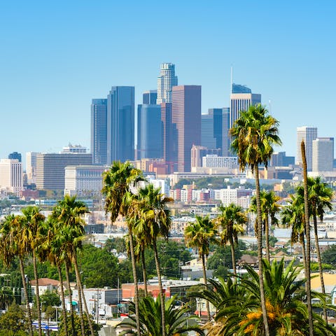 Drive to downtown LA in just fifteen minutes