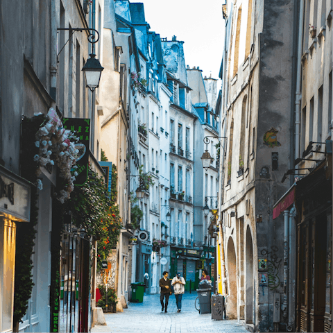Stroll around Le Marais, home to hip bars and boutiques