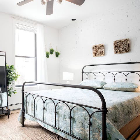 Enjoy a blissful night's sleep in the charming bedroom