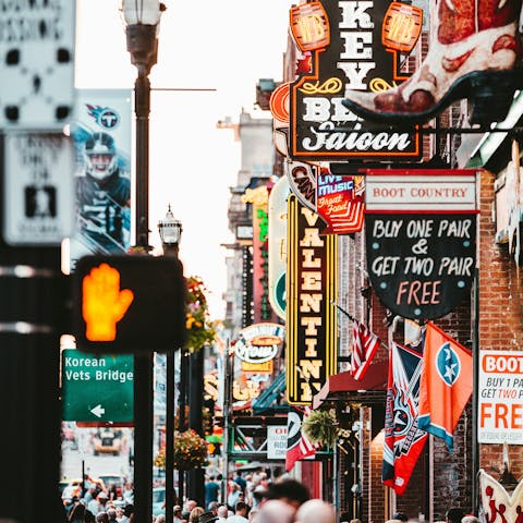 Experience live music and iconic museums on Broadway