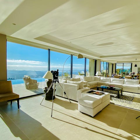 Enjoy mesmerising views across the horizon from the living room
