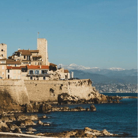 Experience the beauty of the French Riviera with a day trip to Antibes