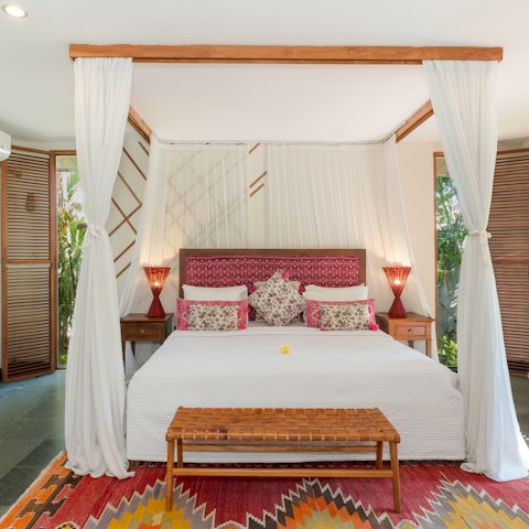 Get a good night's sleep in the canopy bed