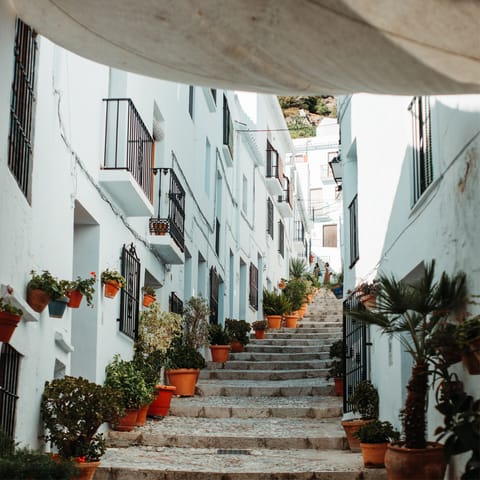 Nip into pretty Frigiliana for a mooch about it's cobbled streets and a spot of lunch (a ten-minute drive)