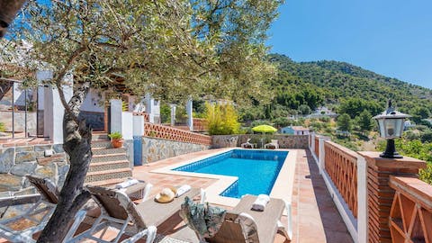 While away the day from the privacy of the sea-facing pool