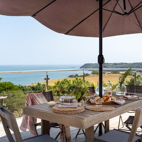 Enjoy long lazy meals together on the deck in summer