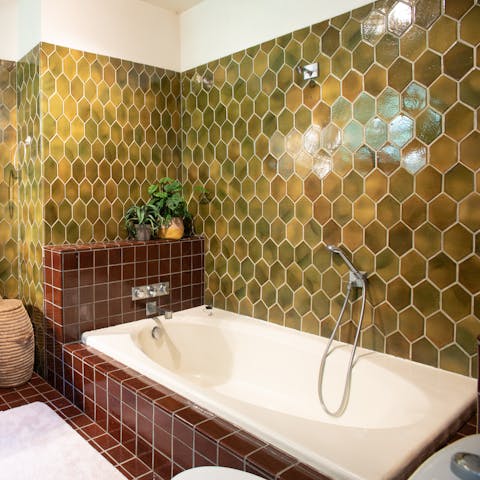 Treat your senses to long soaks in the luxurious bath