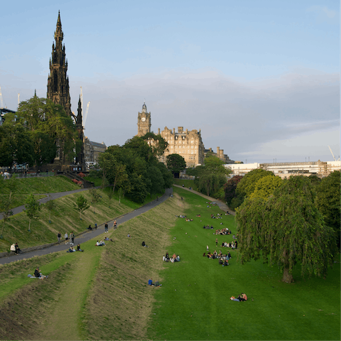 Stroll thirteen minutes to Princes Street Gardens