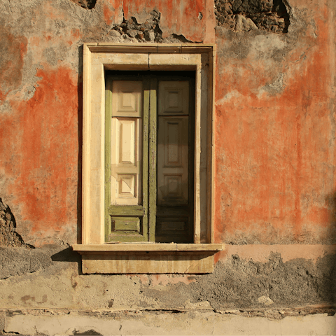Discover the characterful streets of nearby Riposto