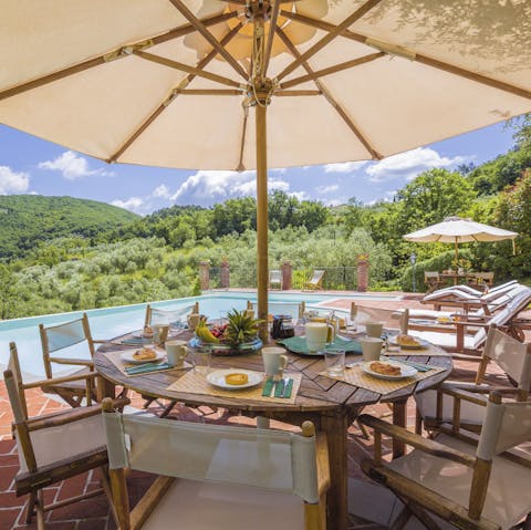 Come together for a poolside breakfast of fresh pastries from the local bakery