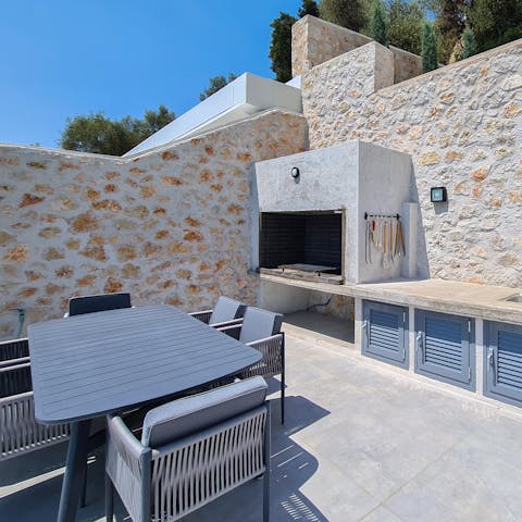 Serve up some Greek delicacies at the alfresco dining area